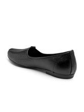 Load image into Gallery viewer, Men Black Solid Leather Round Toe Mojaris