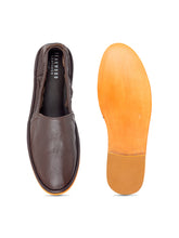 Load image into Gallery viewer, Teakwood Men Brown Leather Mojaris||Men's Brown Traditional Leather Mojari (Jutti/Loafers)
