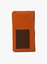 Load image into Gallery viewer, Teakwood Genuine Leathers Unisex Passport holder Solid Tan