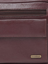 Load image into Gallery viewer, Genuine Leather Toiletry Bag (Garnet)