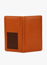 Load image into Gallery viewer, Teakwood Genuine Leathers Unisex Passport holder Solid Tan