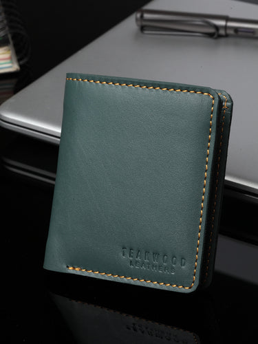 Teakwood Men Genuine Leather Bi Fold  Wallet (Green)