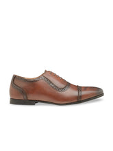 Load image into Gallery viewer, Teakwood Men Genuine Leather Two toned Wing Cap Brogues Formal/Casual Shoe