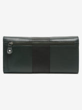 Load image into Gallery viewer, Unisex Black & Green Solid Leather Accessory Gift Set