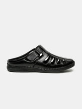 Load image into Gallery viewer, Men Black Solid Leather Shoe- Style Sandals