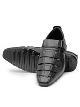Load image into Gallery viewer, Teakwood Leather Men's Black Slipper & Sandals Footwear