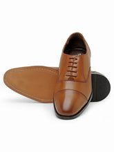 Load image into Gallery viewer, Teakwood Leather Men's Tan Oxford/Brogue Shoes