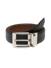 Load image into Gallery viewer, Men Black Textured Genuine Leather Reversible Belt