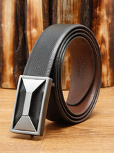 Load image into Gallery viewer, Men Black Textured Genuine Leather Reversible Belt