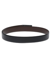 Load image into Gallery viewer, Men Black Textured Genuine Leather Reversible Belt