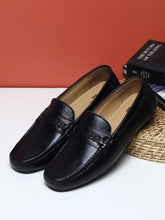 Load image into Gallery viewer, Men Solid Genuine Leather Black Loafers