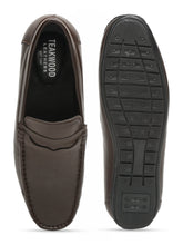 Load image into Gallery viewer, Men Brown Solid Genuine Leather Formal Loafers