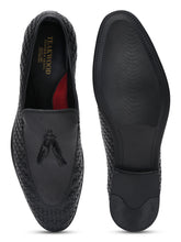 Load image into Gallery viewer, Teakwood Leather Men Black Basket Weave loafers