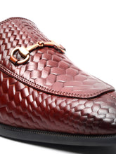 Load image into Gallery viewer, Teakwood Leather Men Wood Textured Mules