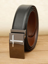 Load image into Gallery viewer, Men Black Textured Leather Belt
