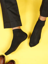 Load image into Gallery viewer, Teakwood Leathers Men's Pack Of 3 Cotton Ankle Length Socks

