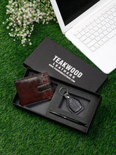 Load image into Gallery viewer, Teakwood Genuine Leather Accessory Gift Set
