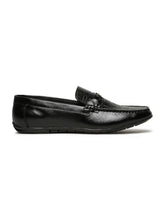 Load image into Gallery viewer, Men Black Textured Leather Loafers
