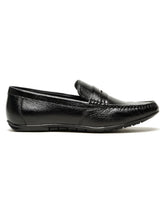 Load image into Gallery viewer, Men&#39;s Black Textured Leather Loafers
