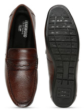 Load image into Gallery viewer, Men's Brown Textured Leather Loafers
