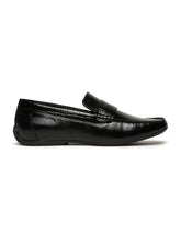 Load image into Gallery viewer, Men&#39;s Classic Leather Loafers
