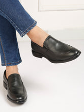 Load image into Gallery viewer, Men's Leather Formal Loafers
