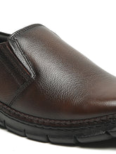 Load image into Gallery viewer, Men’s Tan Leather Loafer shoes
