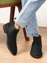 Load image into Gallery viewer, Men's Suede Leather Chelsea Boots
