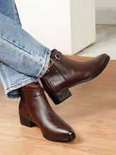 Load image into Gallery viewer, Women's Chelsea Boots
