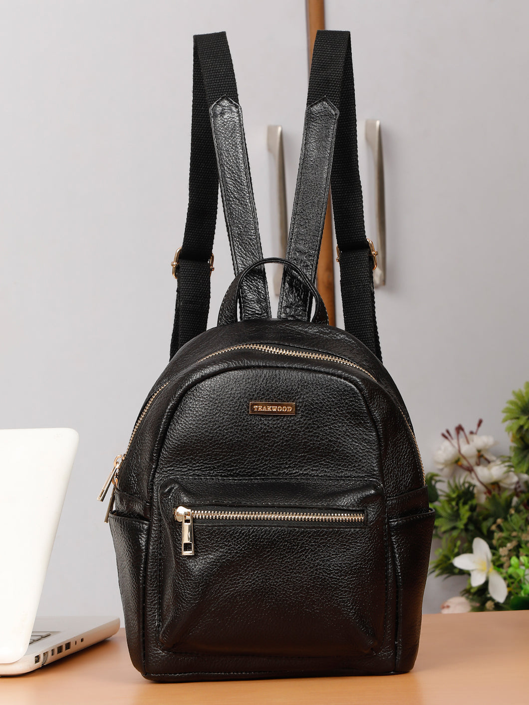 Women's Texture Leather Backpack