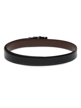 Load image into Gallery viewer, Men Reversible Leather Belt with classy buckle
