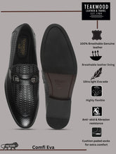 Load image into Gallery viewer, Men&#39;s Black Texture Leather Slip-on shoes
