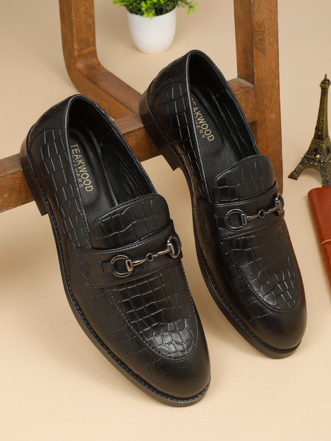 Men's Black Texture Leather Slip-on shoes – Teakwood Leathers