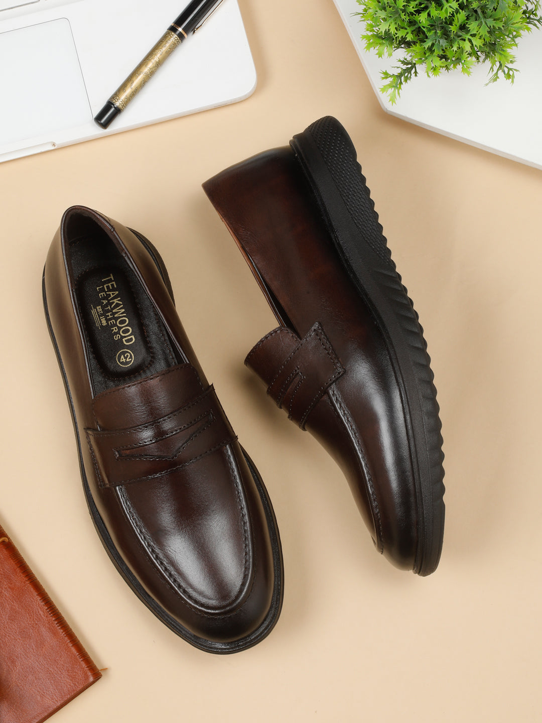 Men s Brown Solid Leather Loafers Shoes Teakwood Leathers