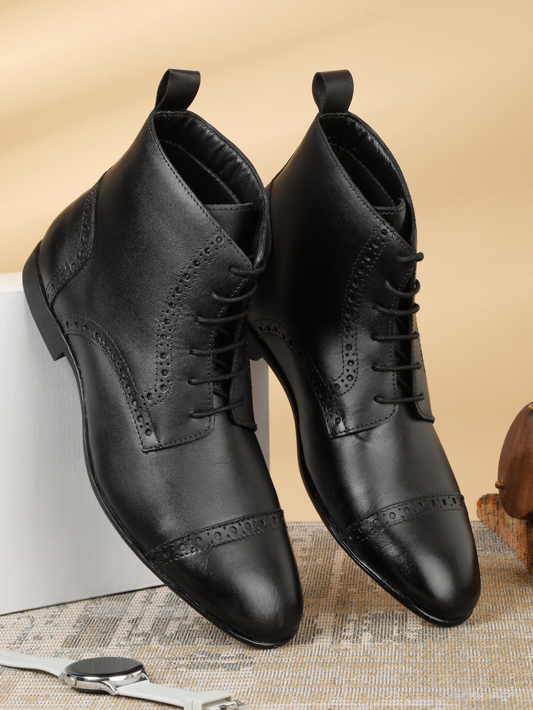 Men's Black Laser Cut-Work Leather Chukka Boots – Teakwood Leathers