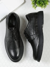 Load image into Gallery viewer, Men&#39;s Black Leather Lace-Up Formal Shoes
