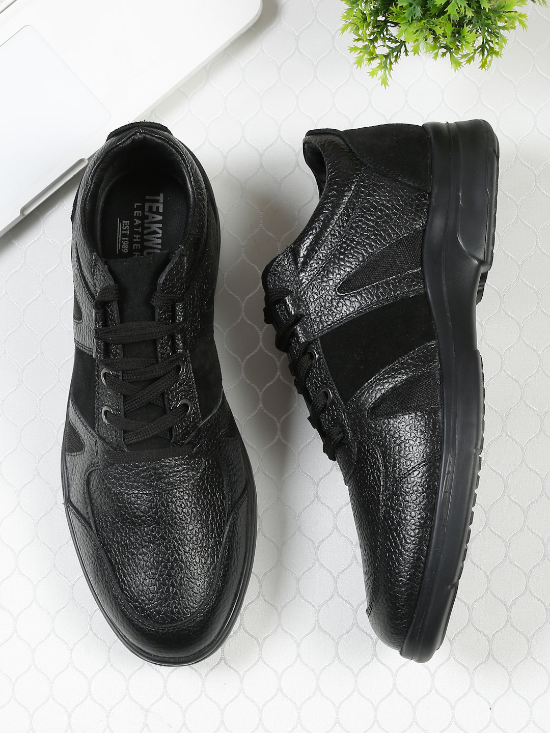 Men Black Leather Lace-Up Semi-Formal shoes - Main Image