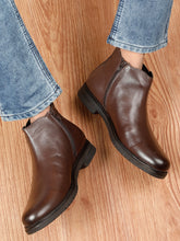 Load image into Gallery viewer, Men&#39;s Brown Solid Leather Chelsea boots
