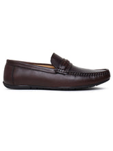 Load image into Gallery viewer, MEN SOLID ROUND-TOE BROWN LOAFER
