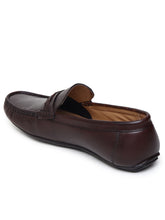 Load image into Gallery viewer, MEN SOLID ROUND-TOE BROWN LOAFER
