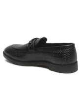 Load image into Gallery viewer, Men&#39;s Black Texture Patterned Leather Loafers
