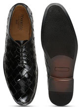 Load image into Gallery viewer, Men Black Leather Wave Oxford
