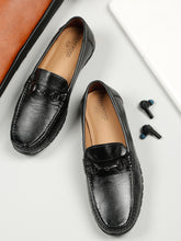 Load image into Gallery viewer, Men's Black Solid Leather Loafers
