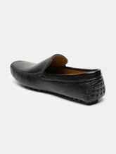 Load image into Gallery viewer, Men Black Solid Genuine Leather Loafers

