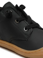 Load image into Gallery viewer, Kid&#39;s Black Leather Comfort Insole Sneakers
