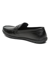 Load image into Gallery viewer, Men's Classic  Textured Penny Loafers
