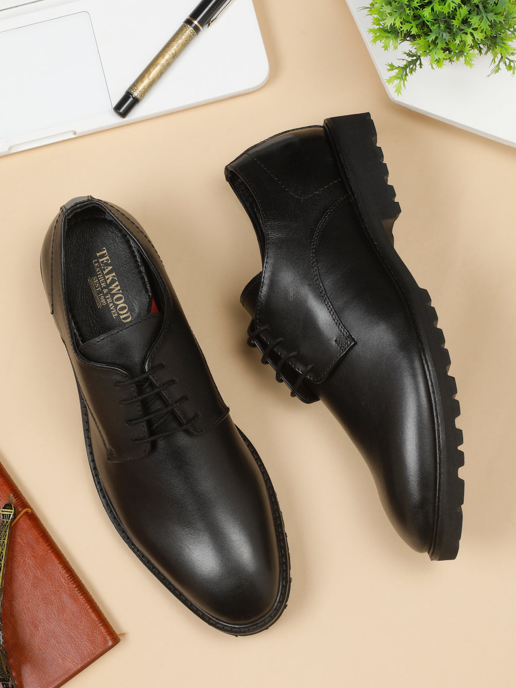 Men's Black Leather Formal shoes