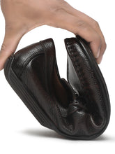 Load image into Gallery viewer, Men&#39;s Brown Leather Flexi 360 Loafers
