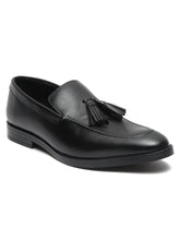 Load image into Gallery viewer, Teakwood Men Leather Black Tassel Loafers
