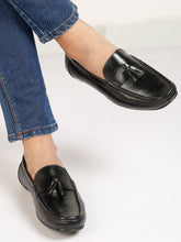 Load image into Gallery viewer, Men Black Solid Leather Formal Tasselled Loafers

